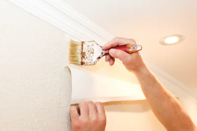 Pose de papier peint à Saint-Simon — revêtements muraux et toiles de verre